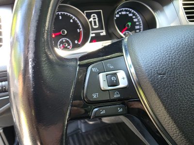 Volant et bloc compteurs de la Volkswagen Golf 7