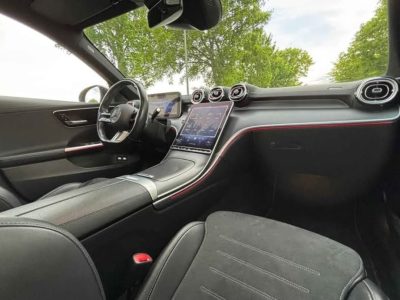 Sièges avant et console centrale de la Mercedes C300