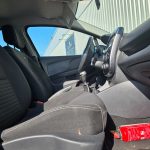 Place conducteur et levier de vitesses de la Renault Clio 4