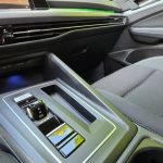 Console centrale et sélecteur de vitesses de la Volkswagen Golf