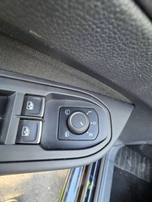 Commandes de vitres et de rétroviseurs de la Volkswagen Golf